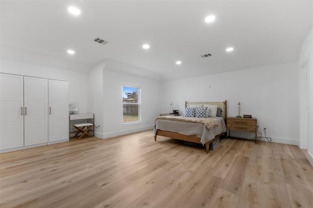 4423 Lymbar Drive, Houston, TX 77096