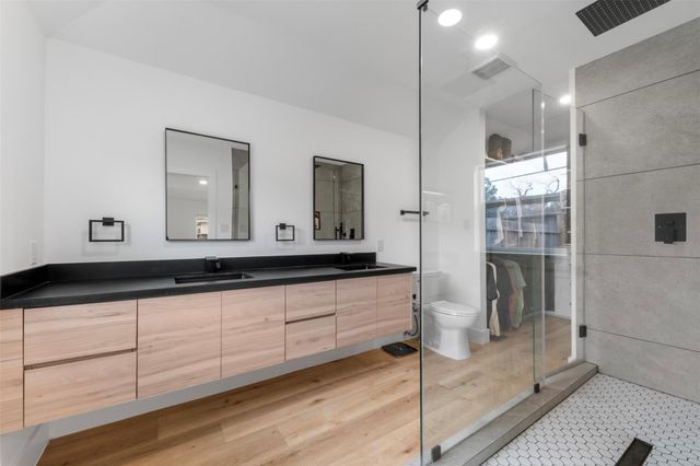 4423 Lymbar Drive, Houston, TX 77096