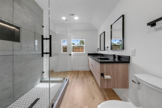 4423 Lymbar Drive, Houston, TX 77096