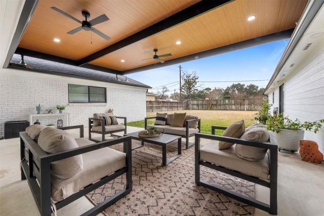 4423 Lymbar Drive, Houston, TX 77096