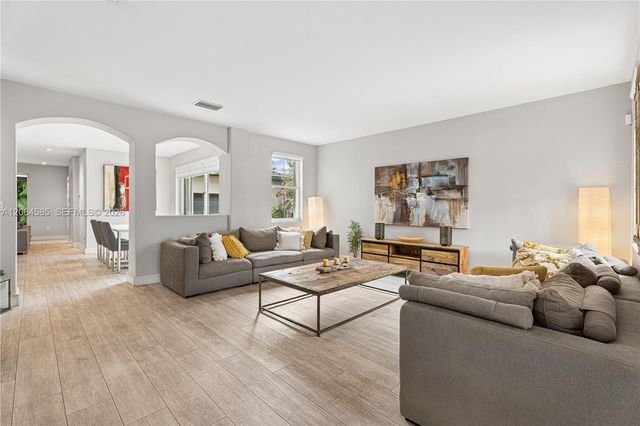 14900 SW 10th Street, Miami, FL 33194