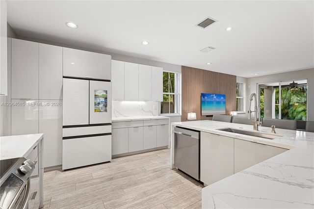 14900 SW 10th Street, Miami, FL 33194