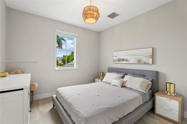 14900 SW 10th Street, Miami, FL 33194