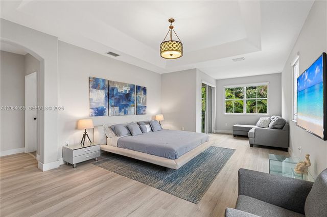 14900 SW 10th Street, Miami, FL 33194