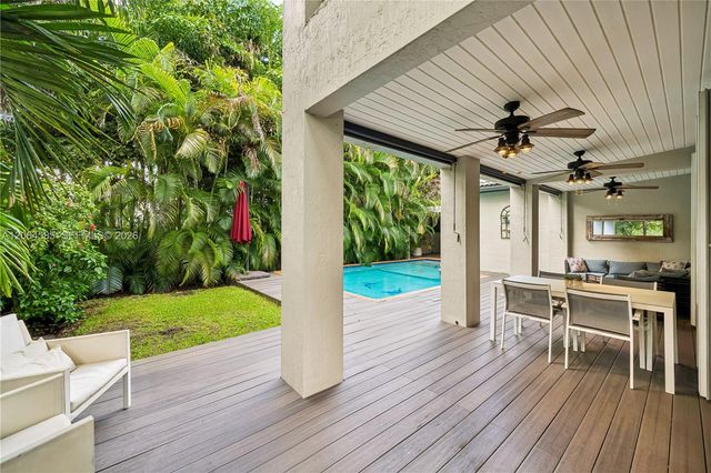 14900 SW 10th Street, Miami, FL 33194