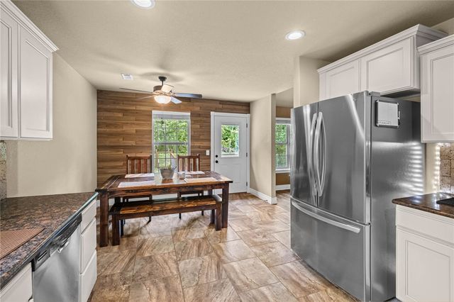 2269 Kelly Lynn Place, Fayetteville, AR 72701