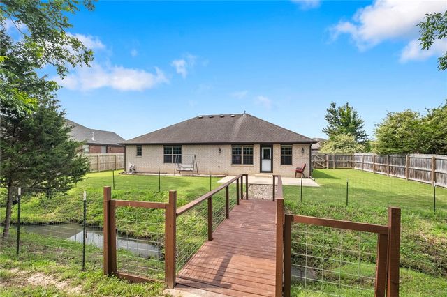 2269 Kelly Lynn Place, Fayetteville, AR 72701