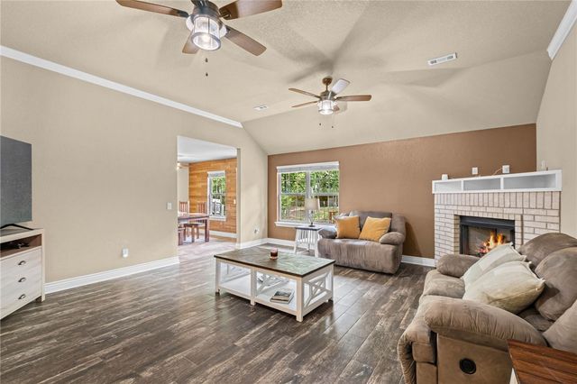 2269 Kelly Lynn Place, Fayetteville, AR 72701