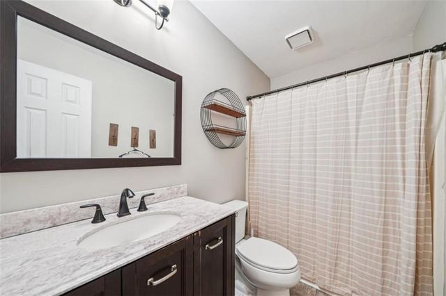 333 Lake Swan Court, Hiram, GA 30141