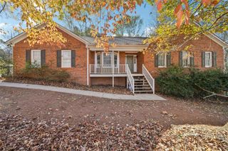 333 Lake Swan Court, Hiram, GA 30141