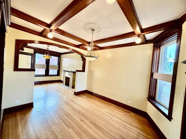 1342 N Kedzie Avenue 2R, Chicago, IL 60651