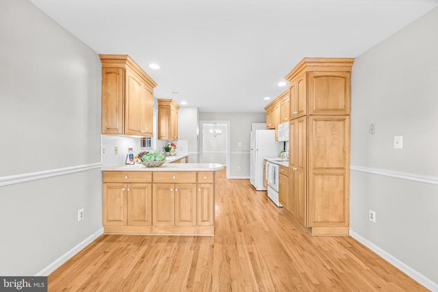 6260 CHAUCER LN, Alexandria, VA 22304