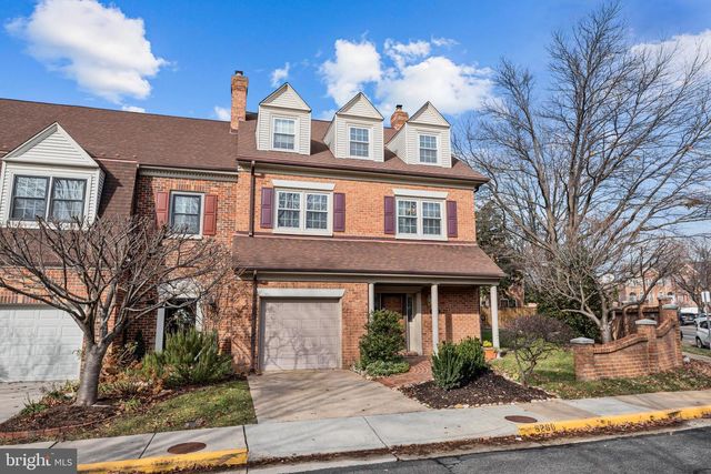 6260 CHAUCER LN, Alexandria, VA 22304