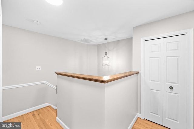 6260 CHAUCER LN, Alexandria, VA 22304