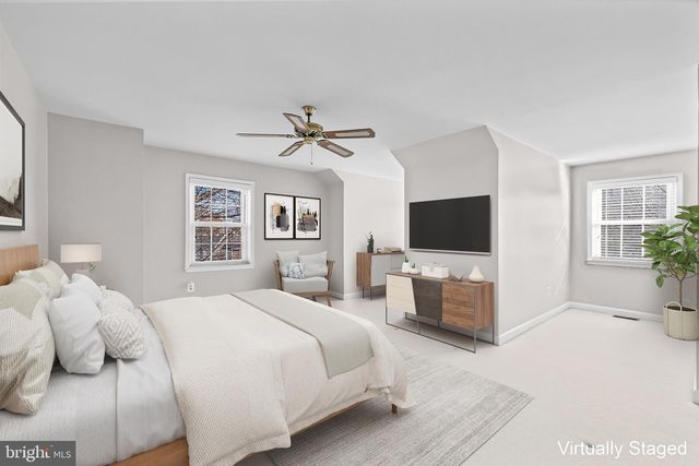 6260 CHAUCER LN, Alexandria, VA 22304