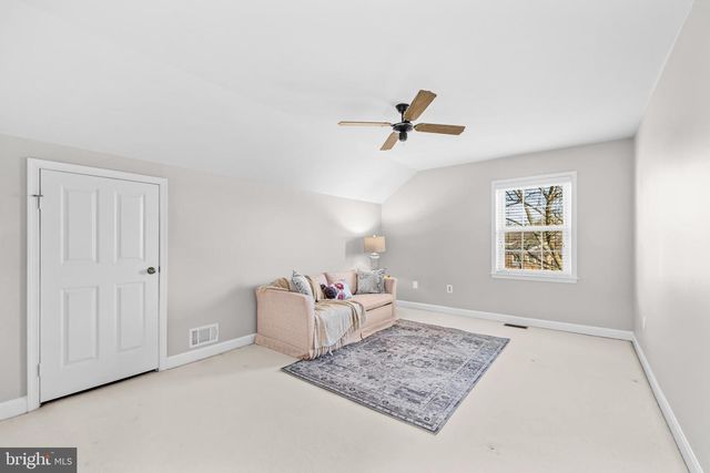 6260 CHAUCER LN, Alexandria, VA 22304