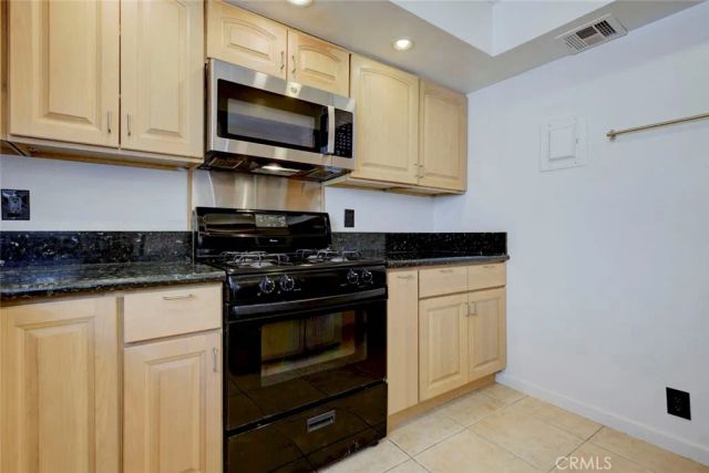 10155 De Soto 116, Chatsworth, CA 91311