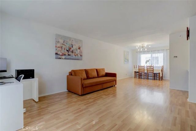 10155 De Soto 116, Chatsworth, CA 91311