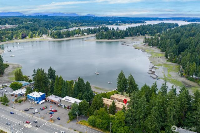 921 Pershing Ave #101, Bremerton, WA 98312