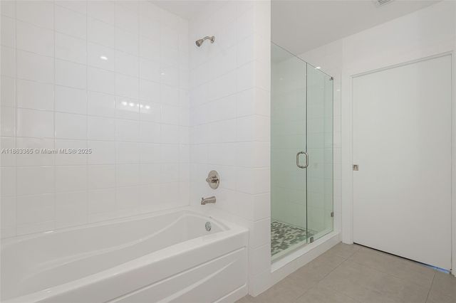 555 E Dania Beach Blvd 9, Dania Beach, FL 33004