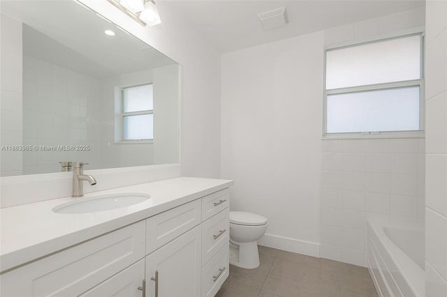 555 E Dania Beach Blvd 9, Dania Beach, FL 33004