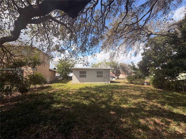 634 NW 12th Ave 1, Fort Lauderdale, FL 33311