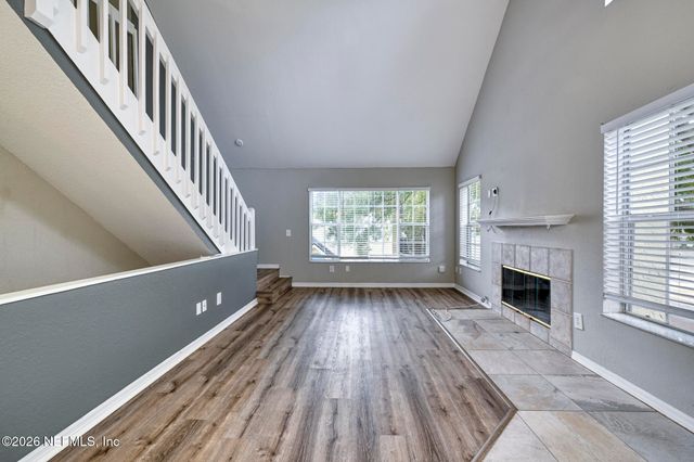 13703 RICHMOND PARK Drive 3311, Jacksonville, FL 32224