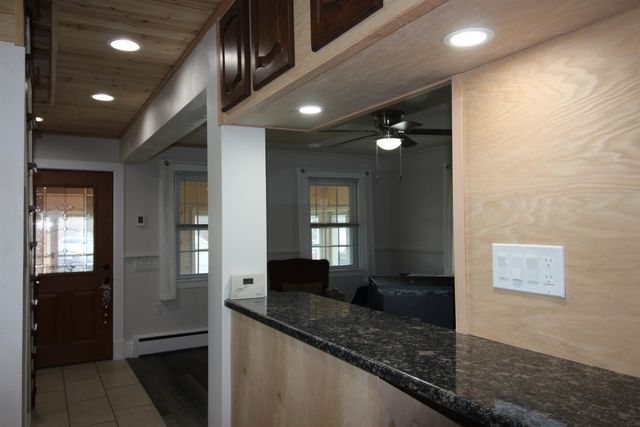 8 Central Street, Pembroke, NH 03275