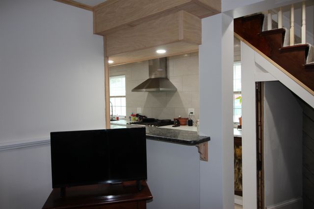 8 Central Street, Pembroke, NH 03275