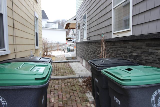 8 Central Street, Pembroke, NH 03275