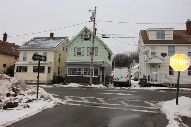 8 Central Street, Pembroke, NH 03275