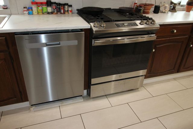 8 Central Street, Pembroke, NH 03275