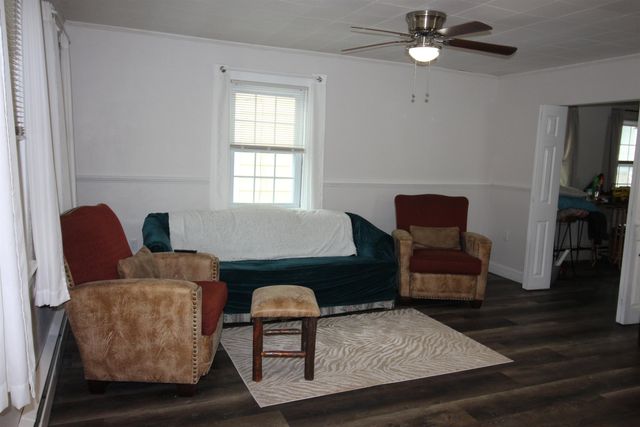 8 Central Street, Pembroke, NH 03275