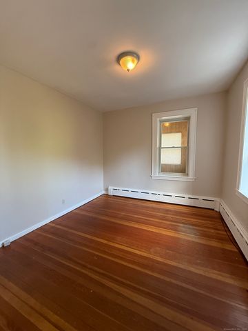 404 Congress Avenue, Waterbury, CT 06708