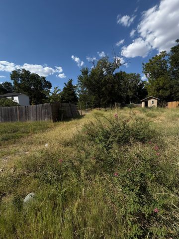 713 E Jefferson Street, Waxahachie, TX 75165