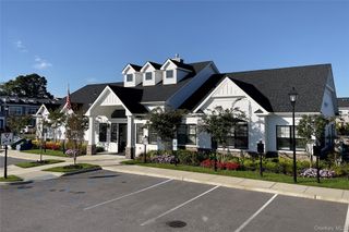 126 Sutton Court 126, Deer Park, NY 11729