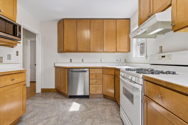 1962 Saunders Avenue, Saint Paul, MN 55116