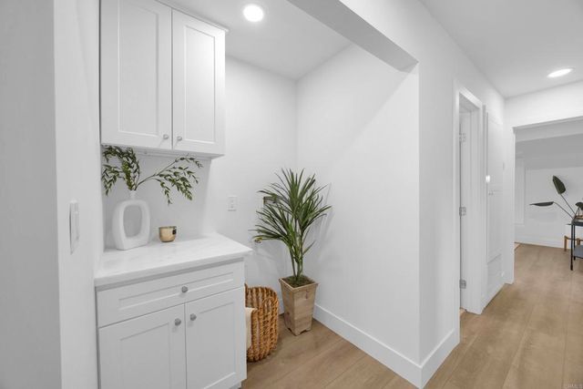 3221 Kempton Drive, Los Alamitos, CA 90720