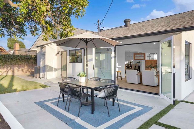 3221 Kempton Drive, Los Alamitos, CA 90720