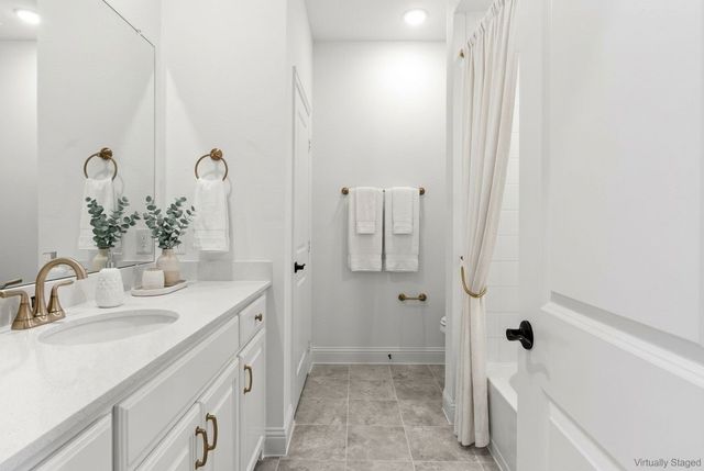 1208 Armstrong, The Colony, TX 75056