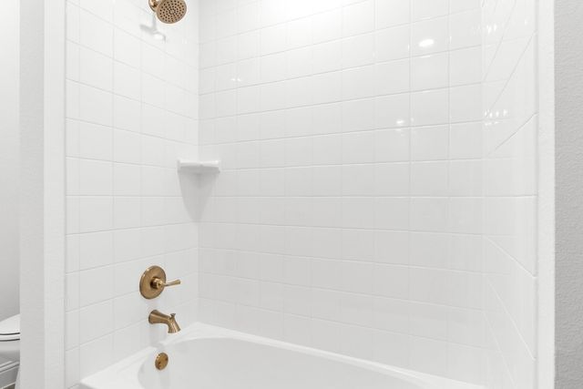 1208 Armstrong, The Colony, TX 75056