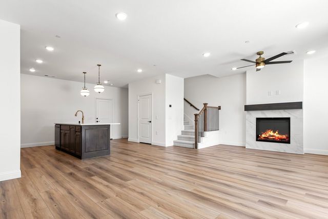 1208 Armstrong, The Colony, TX 75056