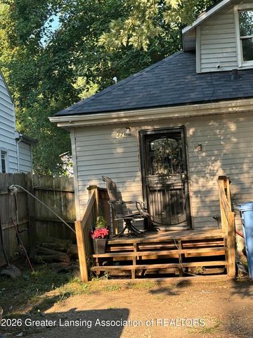 426 S Francis Avenue, Lansing, MI 48912