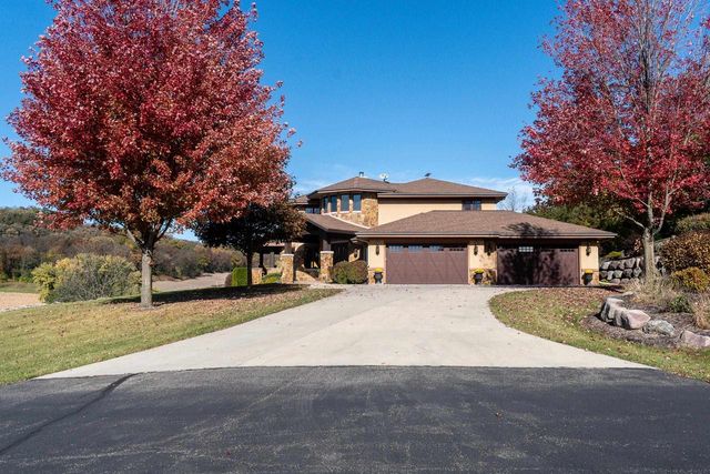 W12295 Reynolds Road, Lodi, WI 53555