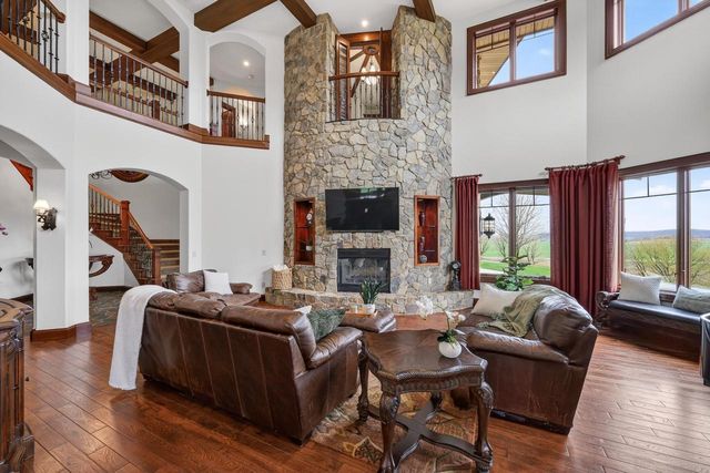 W12295 Reynolds Road, Lodi, WI 53555