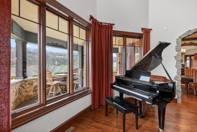 W12295 Reynolds Road, Lodi, WI 53555