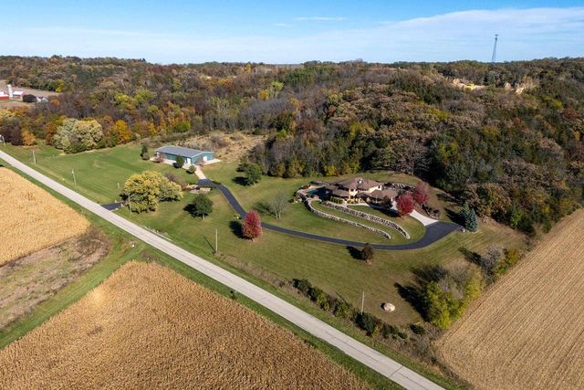 W12295 Reynolds Road, Lodi, WI 53555