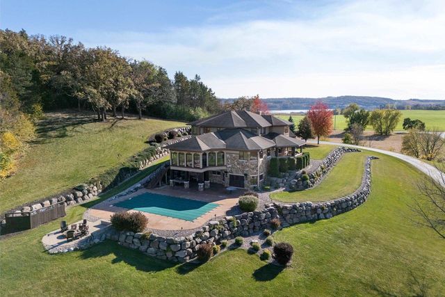 W12295 Reynolds Road, Lodi, WI 53555
