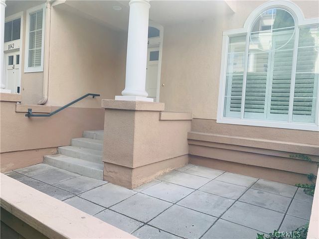 1044 Rossano Way, Anaheim Hills, CA 92808