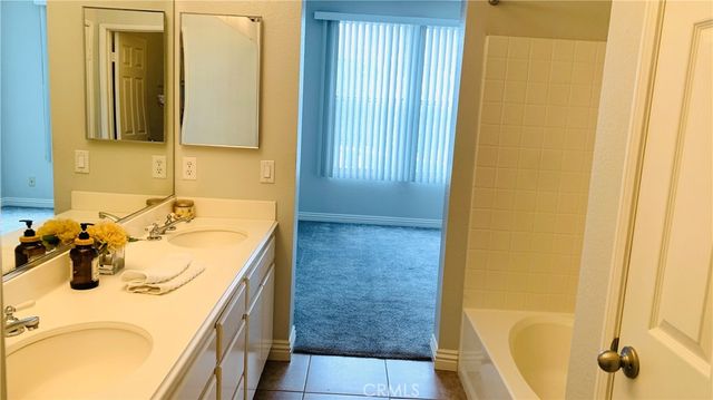 1044 Rossano Way, Anaheim Hills, CA 92808